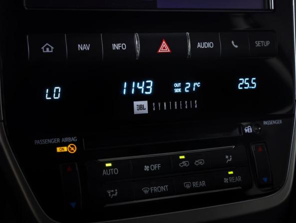 Toyota Land Cruiser 200 Series Рестайлинг 2 с пробегом 2019 года, цена 7 800 000 рублей, 89662 км, внедорожник, Автокод Объявления