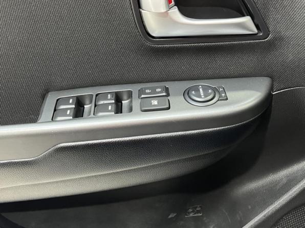 Kia Rio III Рестайлинг с пробегом 2015 года, цена 1 180 000 рублей, 80331 км, седан, Автокод Объявления