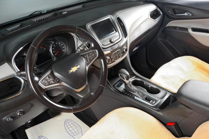 Chevrolet Equinox III Рестайлинг с пробегом 2022 года, цена 2 449 000 рублей, 55000 км, внедорожник, Автокод Объявления