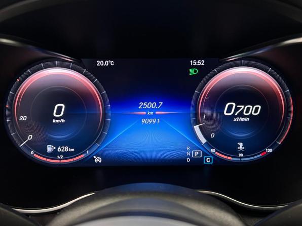 Mercedes-Benz C-Класс IV (W205) Рестайлинг с пробегом 2018 года, цена 2 849 000 рублей, 90991 км, седан, Автокод Объявления