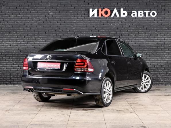 Volkswagen Polo V Рестайлинг с пробегом 2017 года, цена 1 230 000 рублей, 180932 км, седан, Автокод Объявления