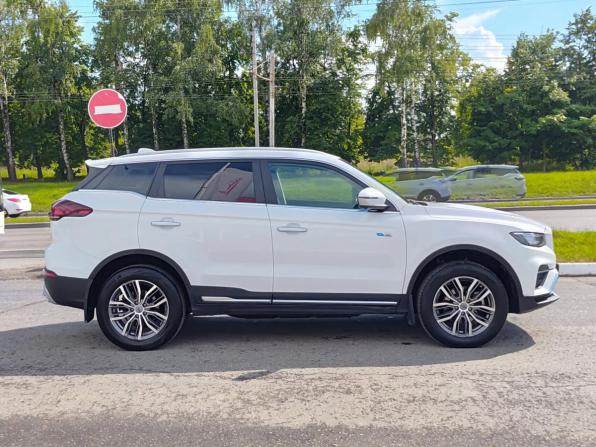 Geely Atlas Pro с пробегом 2023 года, цена 2 100 000 рублей, 104954 км, внедорожник, Автокод Объявления