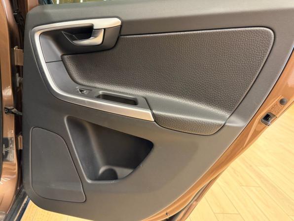 Volvo XC60 I с пробегом 2011 года, цена 1 200 000 рублей, 217000 км, внедорожник, Автокод Объявления