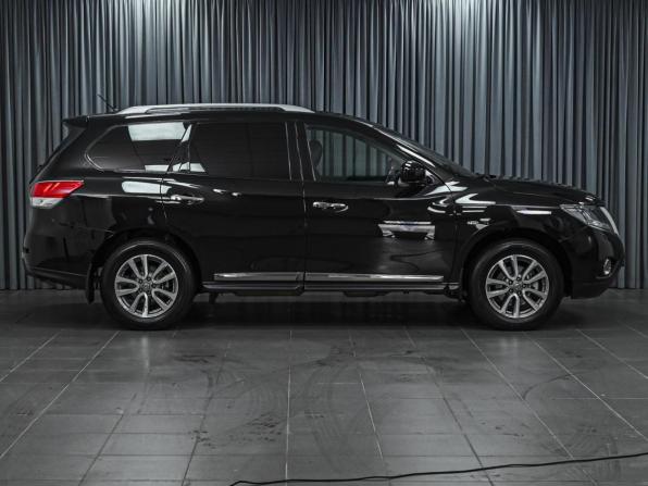 Nissan Pathfinder IV с пробегом 2015 года, цена 1 887 000 рублей, 94191 км, внедорожник, Автокод Объявления
