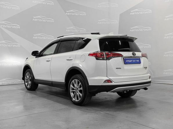 Toyota RAV4 IV (XA40) Рестайлинг с пробегом 2016 года, цена 2 500 000 рублей, 129362 км, внедорожник, Автокод Объявления