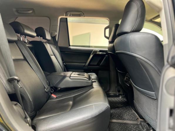 Toyota Land Cruiser Prado 150 Series с пробегом 2010 года, цена 2 590 000 рублей, 316000 км, внедорожник, Автокод Объявления