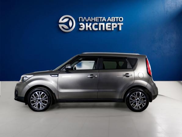 Kia Soul II Рестайлинг с пробегом 2018 года, цена 1 540 000 рублей, 106905 км, хэтчбек, Автокод Объявления
