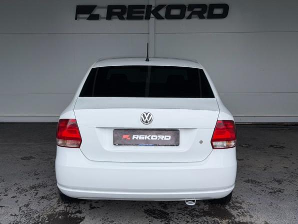 Volkswagen Polo V с пробегом 2014 года, цена 789 000 рублей, 222345 км, седан, Автокод Объявления