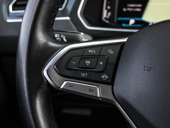 Volkswagen Tiguan II Рестайлинг с пробегом 2020 года, цена 2 969 000 рублей, 48327 км, внедорожник, Автокод Объявления