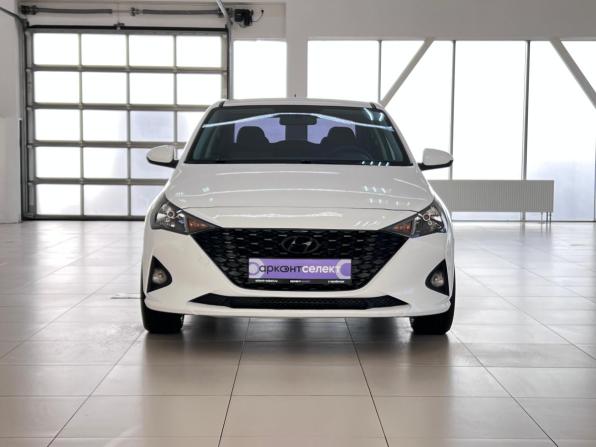 Hyundai Solaris II Рестайлинг с пробегом 2021 года, цена 1 550 000 рублей, 94677 км, седан, Автокод Объявления