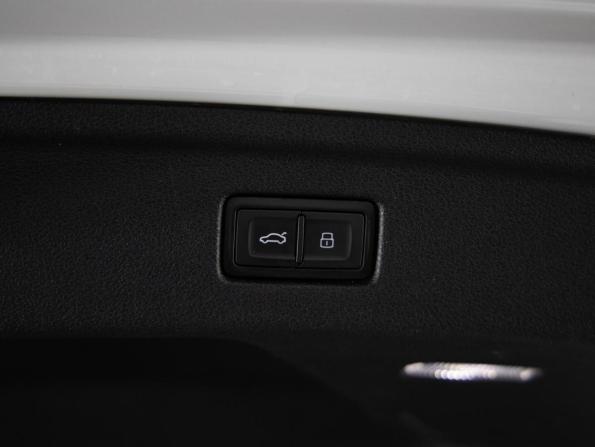 Audi A5 II (F5) с пробегом 2019 года, цена 3 299 000 рублей, 105964 км, лифтбек, Автокод Объявления