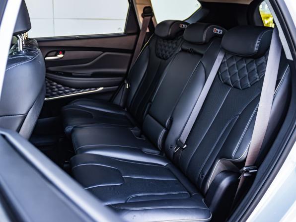 Hyundai Santa Fe IV Рестайлинг с пробегом 2022 года, цена 3 800 000 рублей, 40321 км, внедорожник, Автокод Объявления