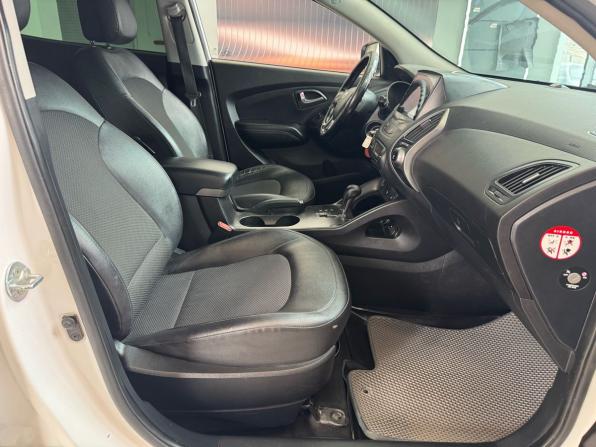 Hyundai ix35 I Рестайлинг с пробегом 2015 года, цена 1 099 000 рублей, 166314 км, внедорожник, Автокод Объявления