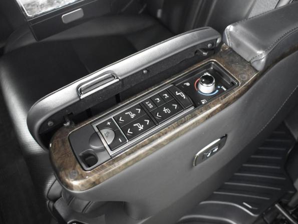 Toyota Alphard III Рестайлинг с пробегом 2019 года, цена 3 989 900 рублей, 279620 км, минивэн, Автокод Объявления