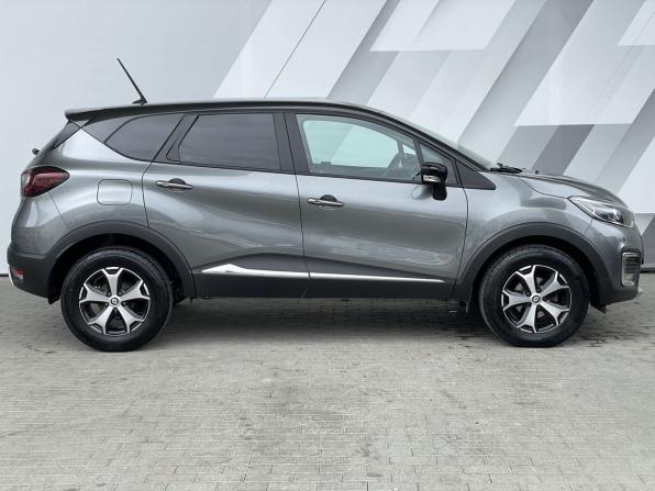 Renault Kaptur I Рестайлинг с пробегом 2021 года, цена 1 828 000 рублей, 21743 км, внедорожник, Автокод Объявления