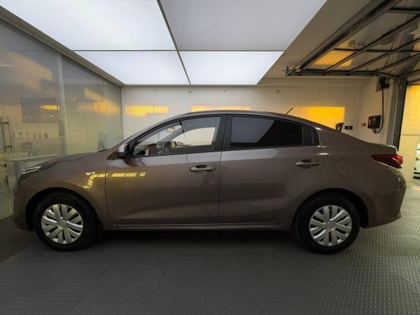 Kia Rio IV Рестайлинг с пробегом 2020 года, цена 1 599 000 рублей, 64650 км, седан, Автокод Объявления