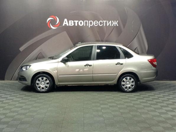 Lada (ВАЗ) Granta I Рестайлинг с пробегом 2019 года, цена 570 000 рублей, 112000 км, седан, Автокод Объявления