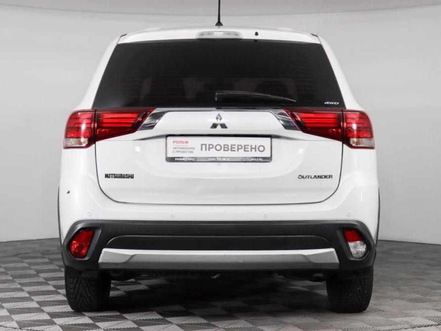 Mitsubishi Outlander III Рестайлинг 2 Химки  - изображение 9
