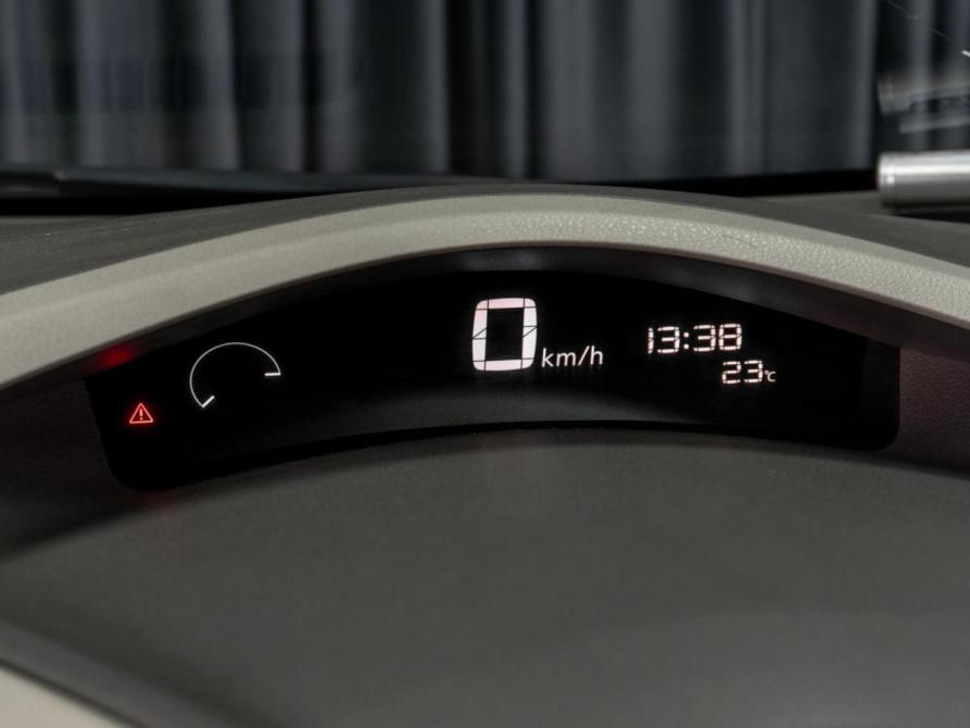 Nissan Leaf I (ZE0/AZE0) Тюмень  - изображение 16