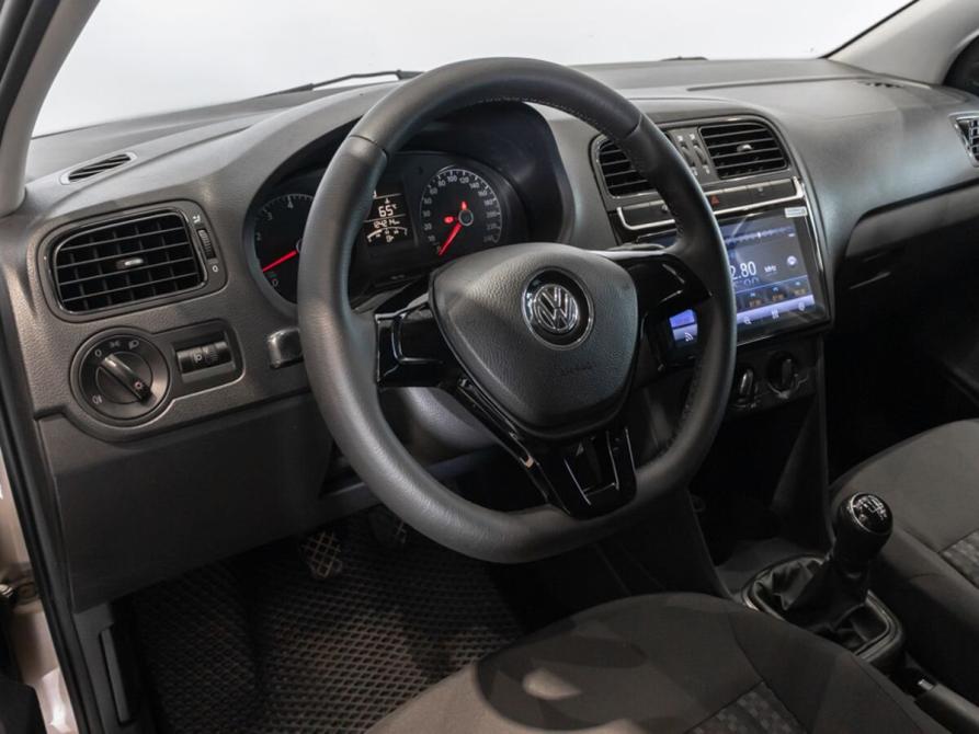 Volkswagen Polo V Рестайлинг Казань  - изображение 5