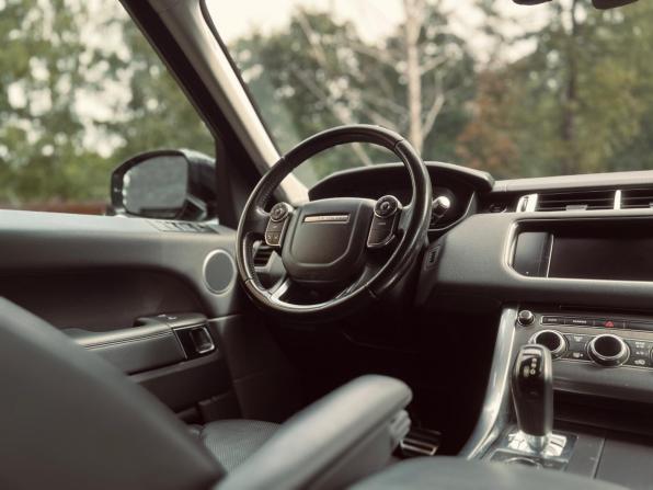Land Rover Range Rover Sport II с пробегом 2013 года, цена 2 700 000 рублей, 183000 км, внедорожник, Автокод Объявления