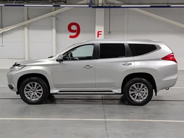 Mitsubishi Pajero Sport III с пробегом 2017 года, цена 2 550 000 рублей, 245266 км, внедорожник, Автокод Объявления