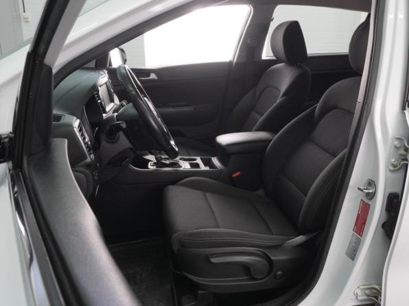 Kia Sportage IV с пробегом 2016 года, цена 1 699 000 рублей, 177002 км, внедорожник, Автокод Объявления