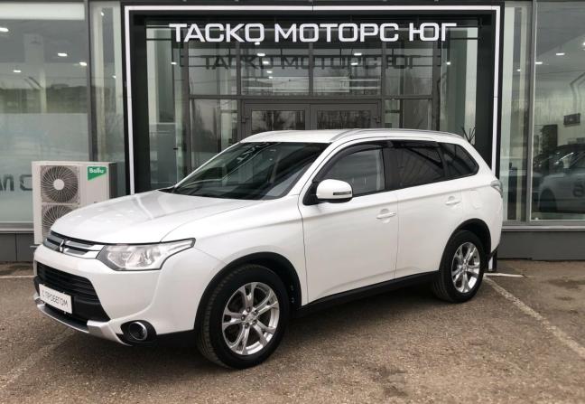 Mitsubishi Outlander III Рестайлинг с пробегом 2014 года, цена 1 436 400 рублей, 173956 км, внедорожник, Автокод Объявления