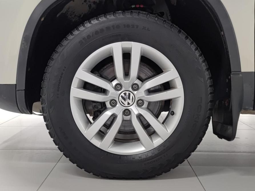Volkswagen Tiguan I Рестайлинг Казань  - изображение 22