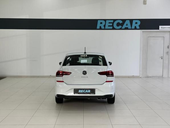 Volkswagen Polo VI с пробегом 2021 года, цена 1 460 000 рублей, 72989 км, лифтбек, Автокод Объявления