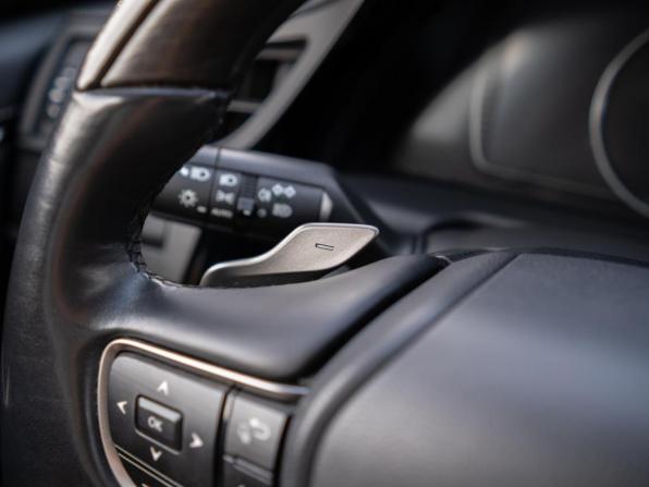 Lexus ES VII Рестайлинг с пробегом 2021 года, цена 4 449 000 рублей, 83201 км, седан, Автокод Объявления