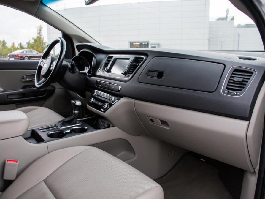 Kia Carnival III Москва  - изображение 13