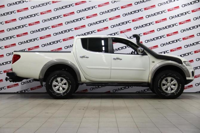 Mitsubishi L200 IV Рестайлинг с пробегом 2014 года, цена 1 525 250 рублей, 296296 км, пикап, Автокод Объявления