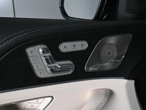Mercedes-Benz GLS II (X167) Рестайлинг с пробегом 2024 года, цена 14 999 000 рублей, 8739 км, внедорожник, Автокод Объявления