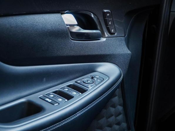 Hyundai Santa Fe IV Рестайлинг с пробегом 2021 года, цена 3 799 777 рублей, 76987 км, внедорожник, Автокод Объявления