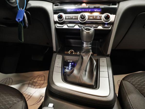 Hyundai Elantra VI (AD) Рестайлинг с пробегом 2019 года, цена 1 478 000 рублей, 148013 км, седан, Автокод Объявления