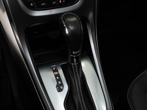 Opel Astra J Рестайлинг с пробегом 2013 года, цена 926 000 рублей, 99038 км, седан, Автокод Объявления