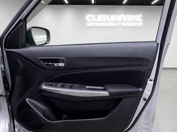 Suzuki Swift V с пробегом 2019 года, цена 1 080 000 рублей, 118496 км, хэтчбек, Автокод Объявления