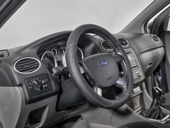 Ford Focus II Рестайлинг с пробегом 2008 года, цена 401 800 рублей, 371953 км, хэтчбек, Автокод Объявления