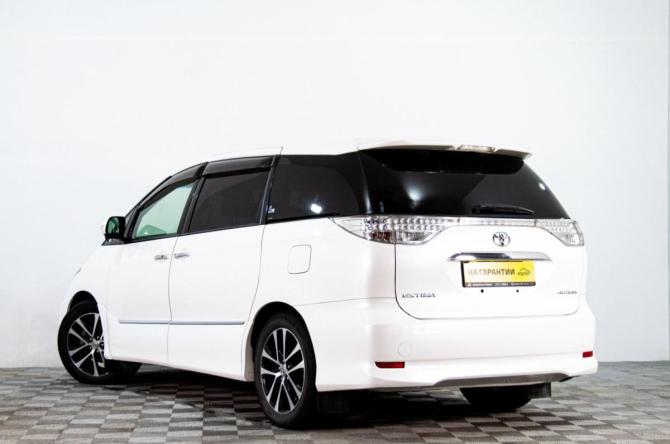 Toyota Estima III с пробегом 2014 года, цена 2 349 000 рублей, 194000 км, минивэн, Автокод Объявления