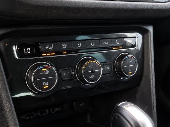 Volkswagen Tiguan II с пробегом 2019 года, цена 2 599 000 рублей, 83097 км, внедорожник, Автокод Объявления