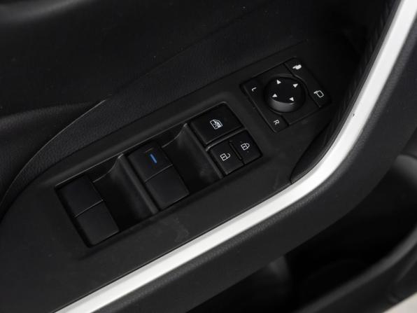 Toyota RAV4 V (XA50) с пробегом 2021 года, цена 3 450 000 рублей, 64061 км, внедорожник, Автокод Объявления