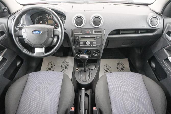Ford Fusion I Рестайлинг с пробегом 2007 года, цена 579 000 рублей, 241730 км, хэтчбек, Автокод Объявления