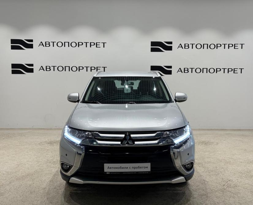 Mitsubishi Outlander III Рестайлинг 2 Санкт-Петербург  - изображение 10