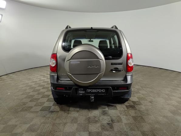 Chevrolet Niva I Рестайлинг с пробегом 2016 года, цена 710 000 рублей, 128116 км, внедорожник, Автокод Объявления