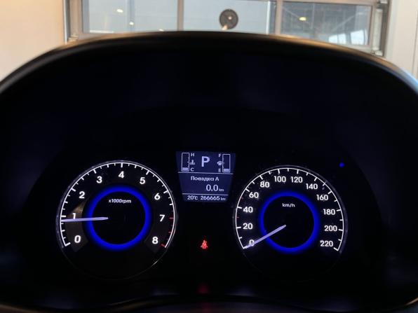 Hyundai Solaris I Рестайлинг с пробегом 2015 года, цена 675 000 рублей, 266663 км, седан, Автокод Объявления