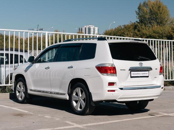 Toyota Highlander II (XU40) Рестайлинг с пробегом 2011 года, цена 1 770 000 рублей, 265155 км, внедорожник, Автокод Объявления