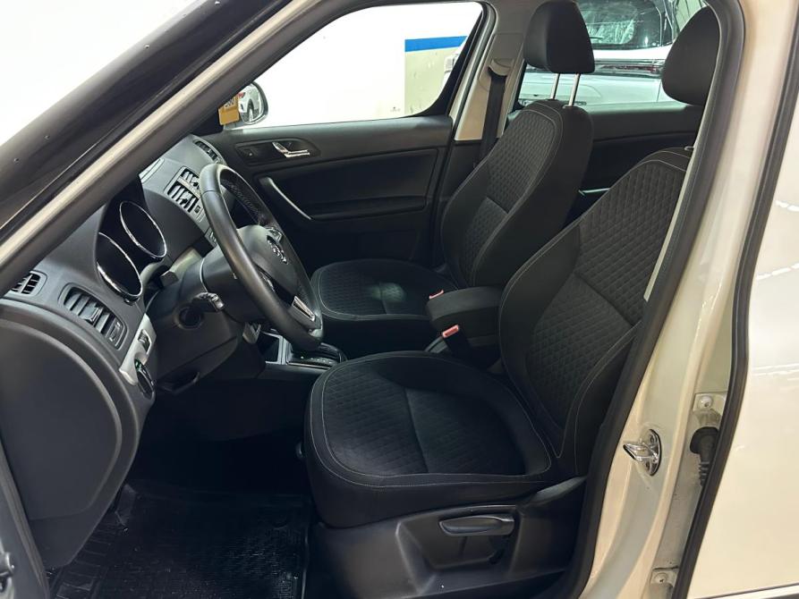 Skoda Yeti I Рестайлинг Санкт-Петербург  - изображение 6