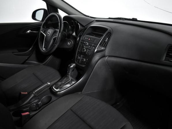 Opel Astra J Рестайлинг с пробегом 2012 года, цена 689 000 рублей, 170571 км, хэтчбек, Автокод Объявления