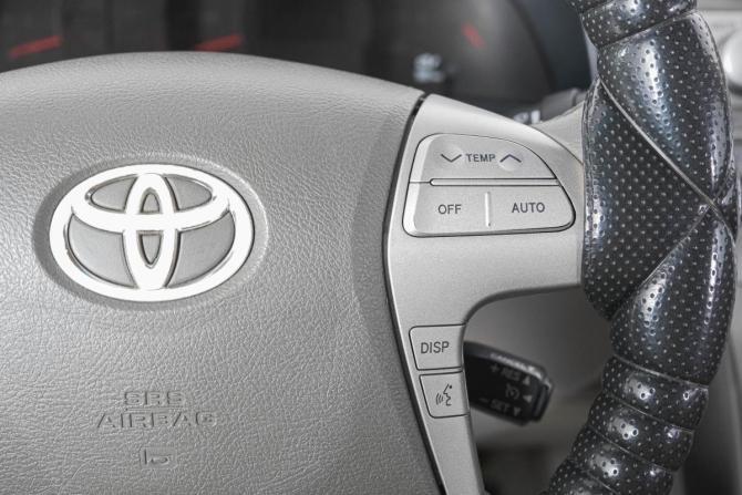 Toyota Camry VI (XV40) Рестайлинг с пробегом 2011 года, цена 1 399 000 рублей, 299154 км, седан, Автокод Объявления